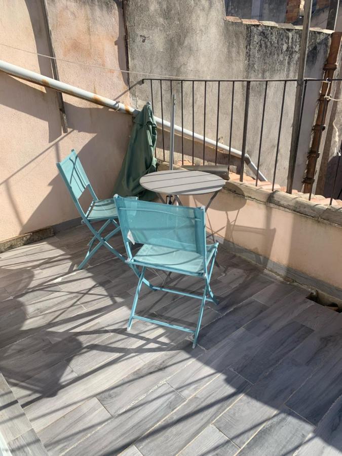 Studio Avec Terrasse Aix-en-Provence Exteriör bild
